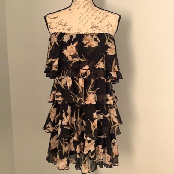 Forever 21 | Dress | Black and Floral | Elastic at top | size small - Picture 1 of 6